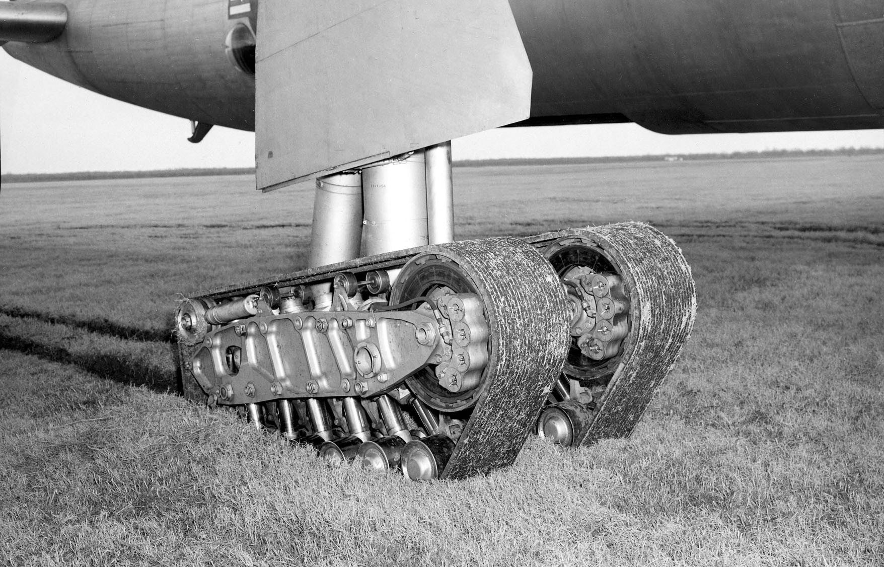 About Retractable Landing Gear